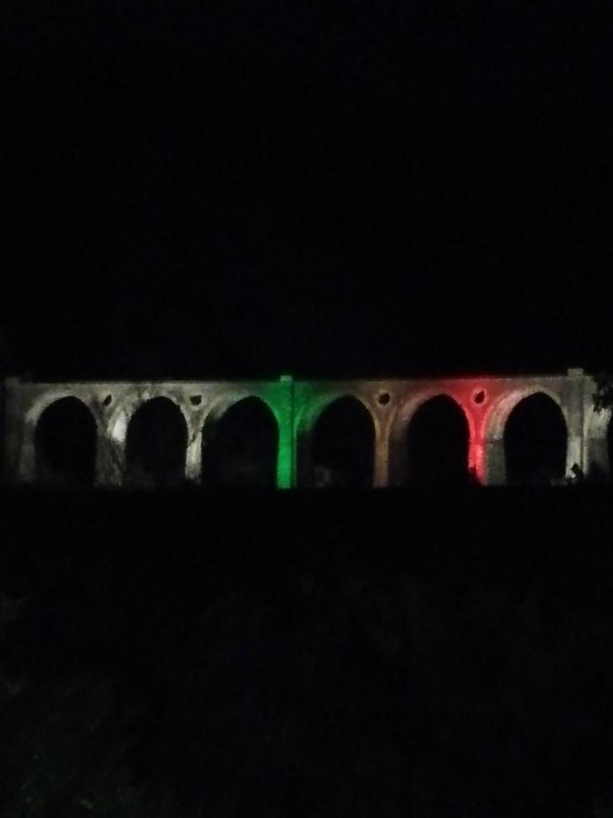 La Porta Delle Gole Motta Camastra Exterior foto