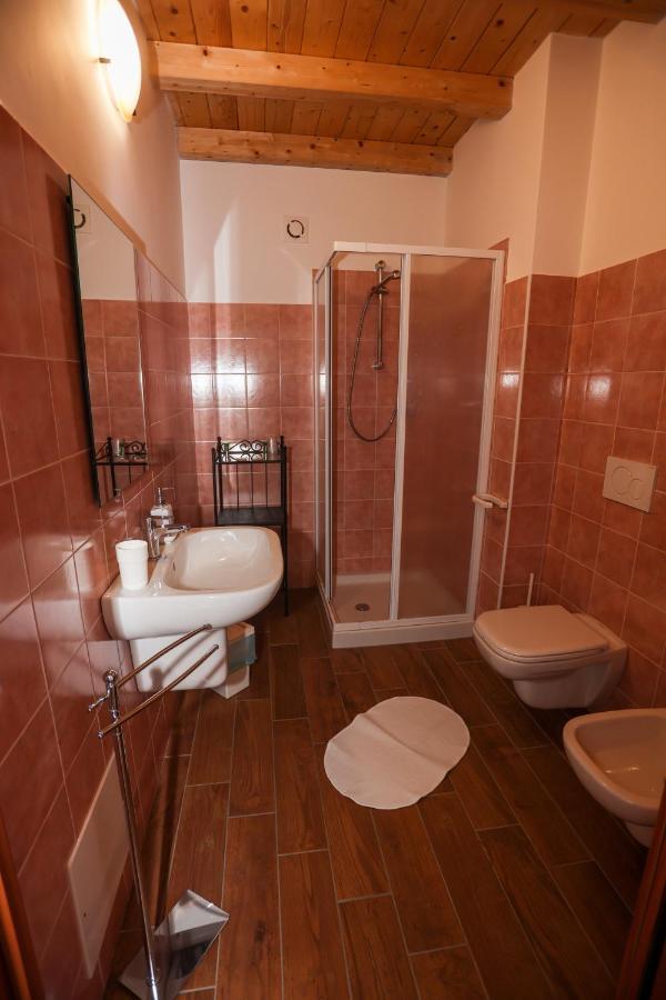 La Porta Delle Gole Motta Camastra Exterior foto
