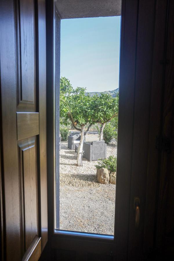 La Porta Delle Gole Motta Camastra Exterior foto